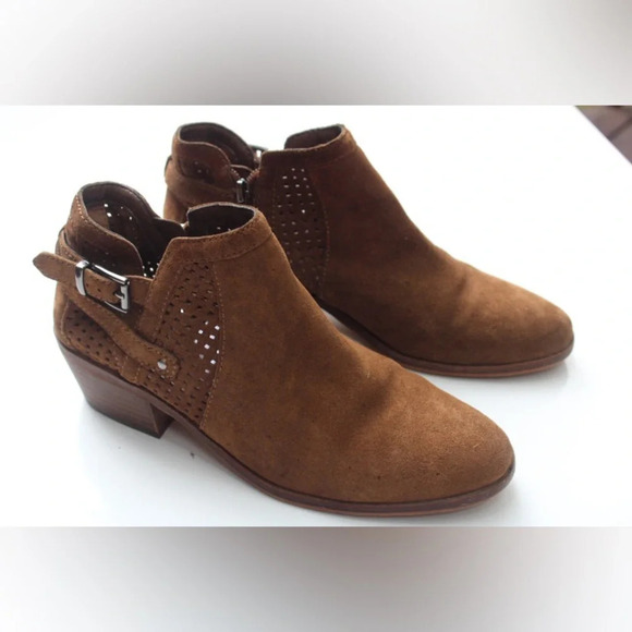 Vince Camuto ankle boots - Picture 12 of 12